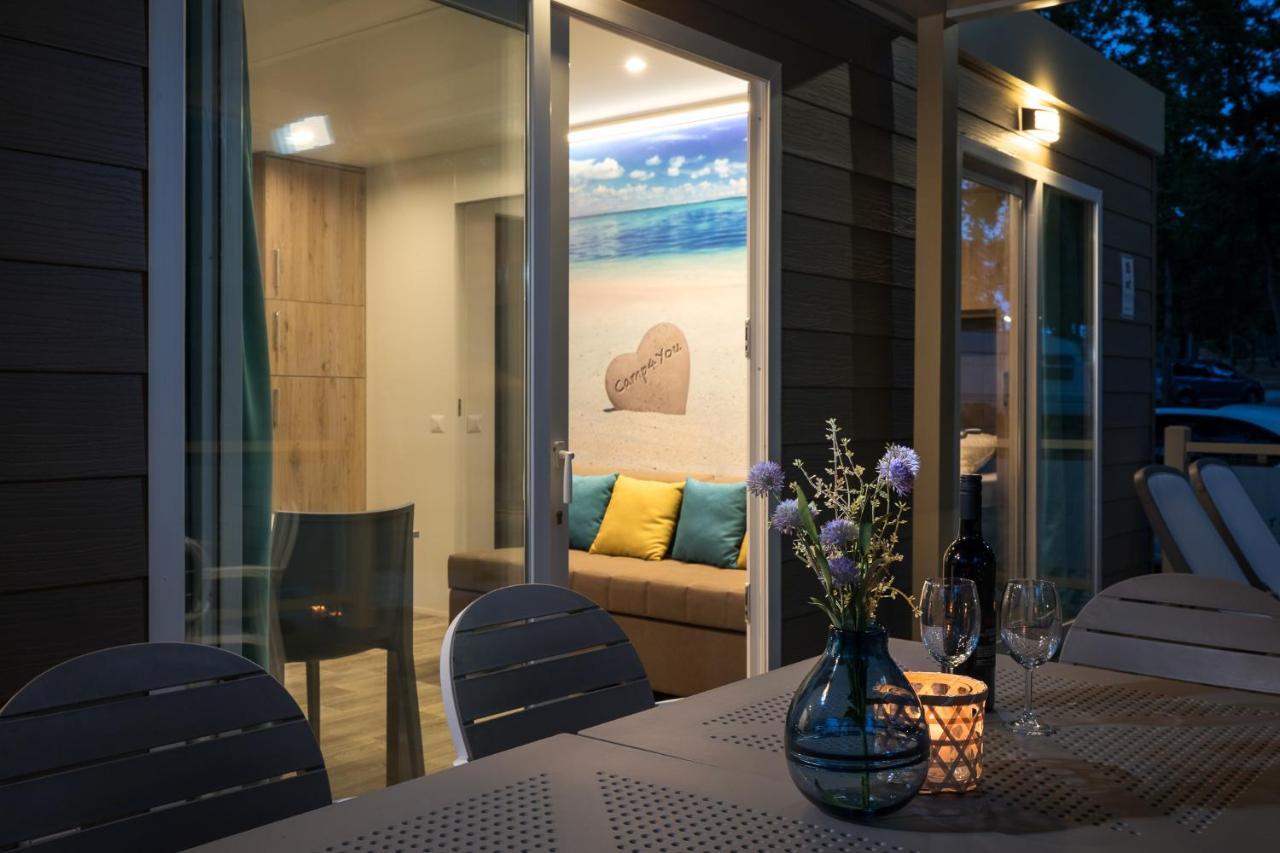 Mobile Homes Premium Relax Park Umag By Camp4You Каригадор Экстерьер фото